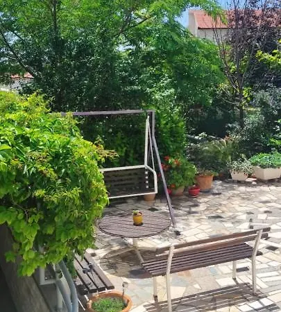 Apartamento Lucija 2 *