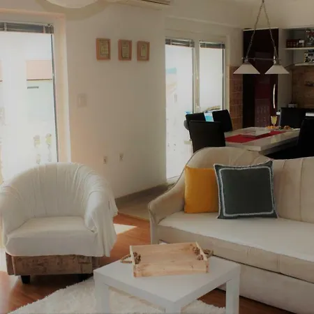 Lucija 2 Apartamento