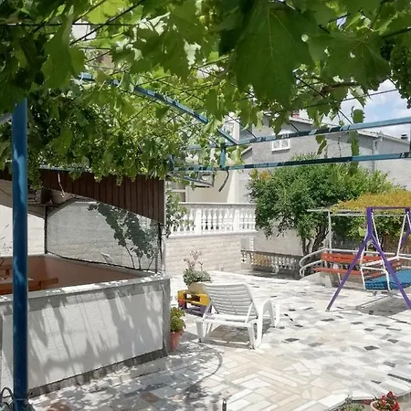 Lucija 2 Apartment